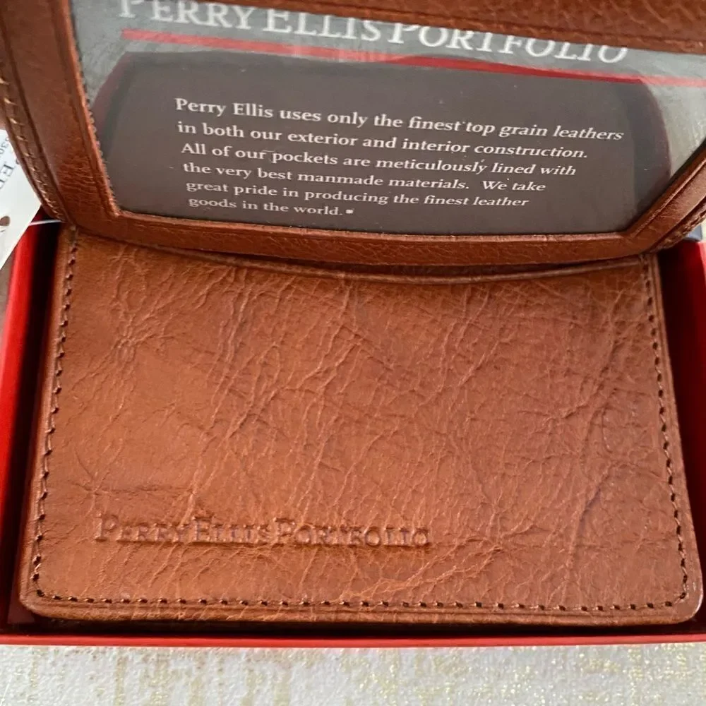 Perry Ellis Men's Portfolio Card Case/ID/Wallet w/Box. Light Brown (Cognac). NWT
